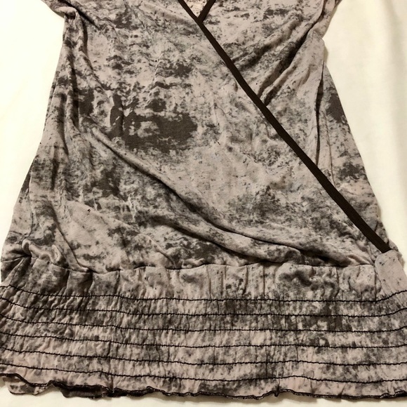 Mandy Moore Mblem S/S Sheer Burnout Open-Front Top - Picture 8 of 14